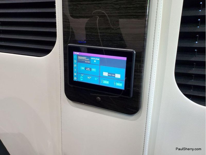 2024 RAM Promaster 2500 Slt+ Window Van High Roof 159