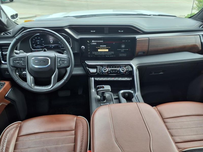 2024 GMC Sierra 1500 Denali UltimateImage 4