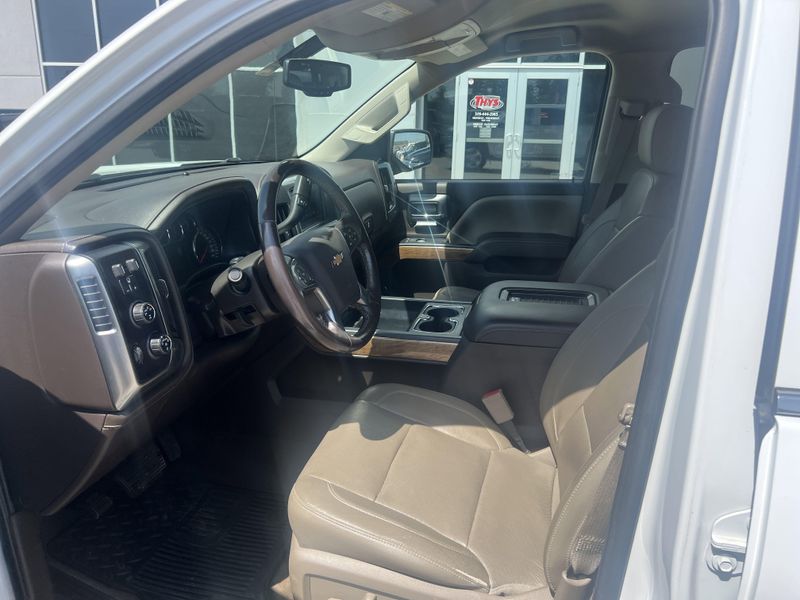 2016 Chevrolet Silverado 1500 LTZImage 2