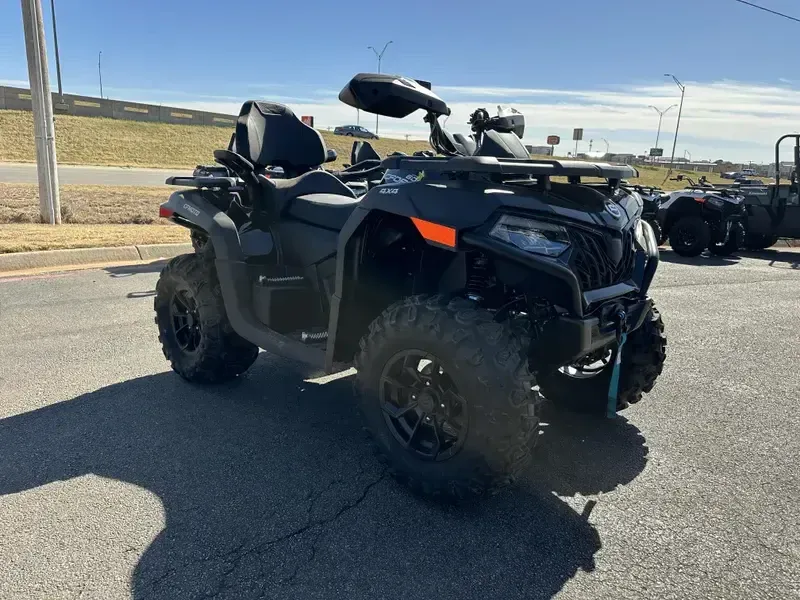 2025 CFMOTO CFORCE 600 TOURING NEBULA BLACK Image 1