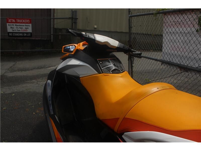 2018 SEADOO PWC GTI SE 155 B/MO 18 Image 5