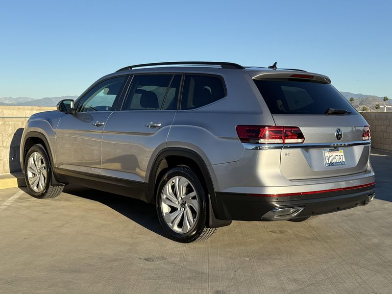 Used 2022 Volkswagen Atlas 2.0T SE w/TechnologyImage 9