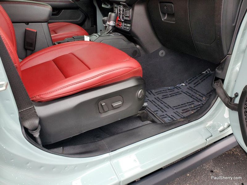 Used 2024 Jeep Wrangler Rubicon 392