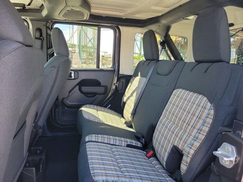 New 2026 Jeep Wrangler 4-door 85th Anniversary Edition