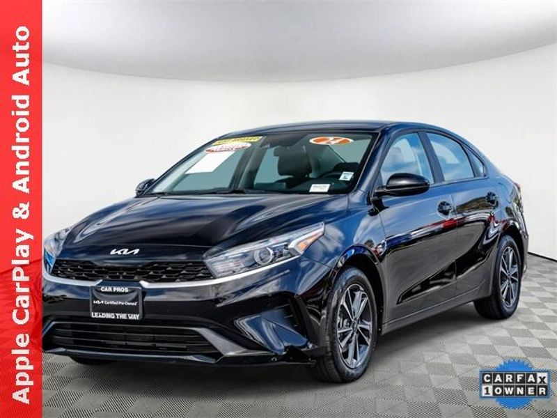 Used 2024 Kia Forte LXSImage 5