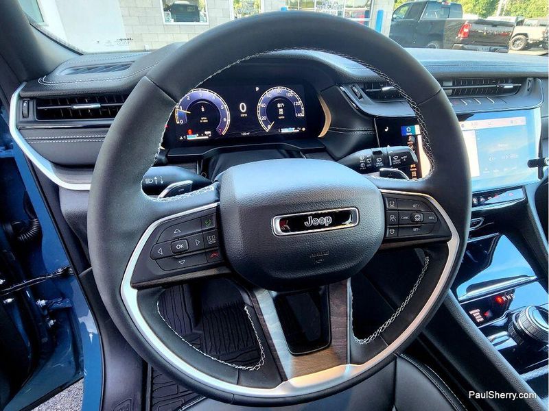 New 2026 Jeep Grand Cherokee Limited Altitude