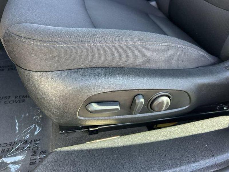 Used 2025 Chevrolet Malibu RSImage 19