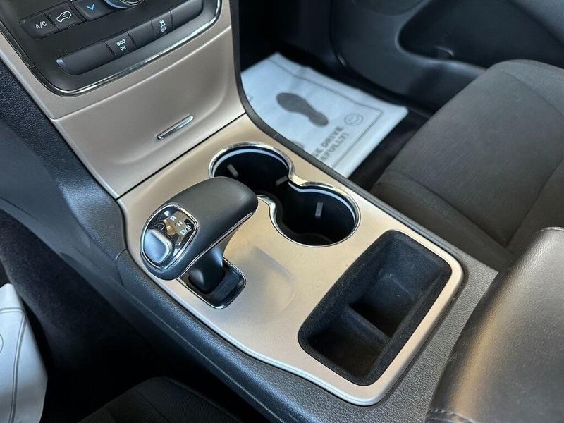 2015 Jeep Grand Cherokee LaredoImage 6