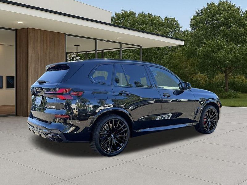 New 2026 BMW X5 M60iImage 7