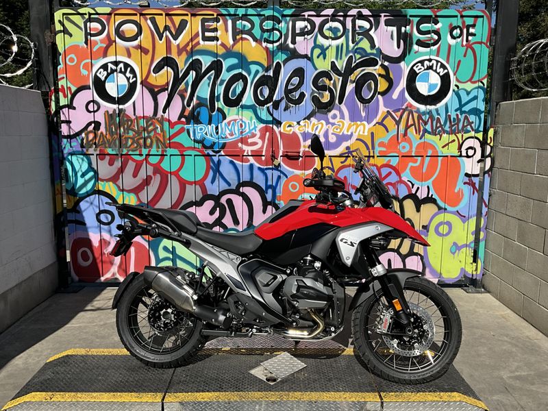 New 2026 BMW R 1300 GS Image 3