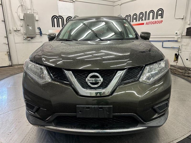 2016 Nissan Rogue SVImage 11