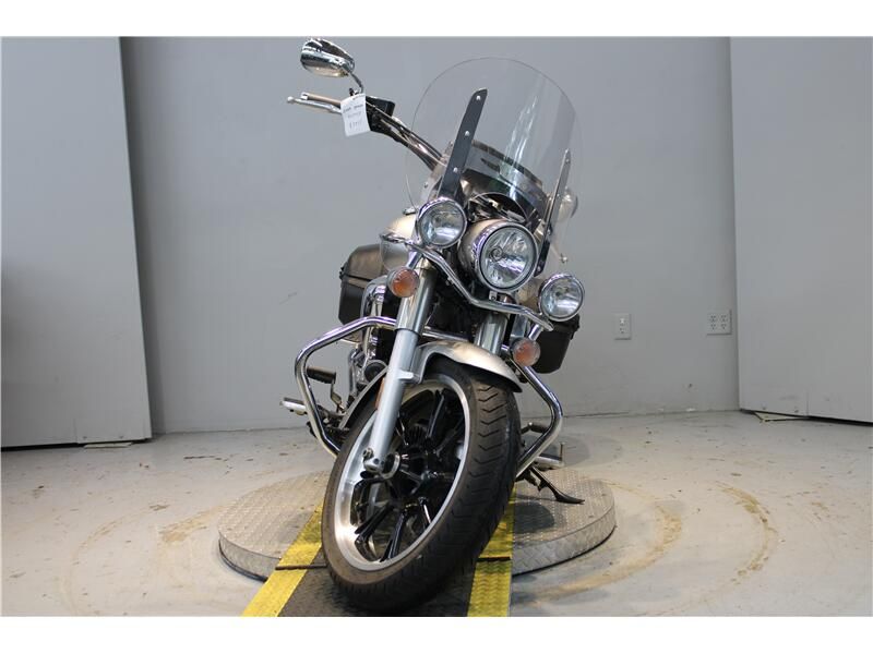 Used 2009 Yamaha V STAR 950 Image 4