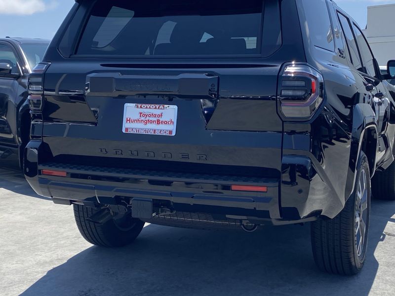 New 2025 Toyota 4Runner TRD Sport PremiumImage 4