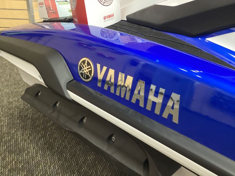 2023 Yamaha FX HO AZURE BLUE AND WHITE Image 9