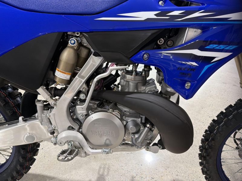 New 2027 Yamaha YZ250X Image 21