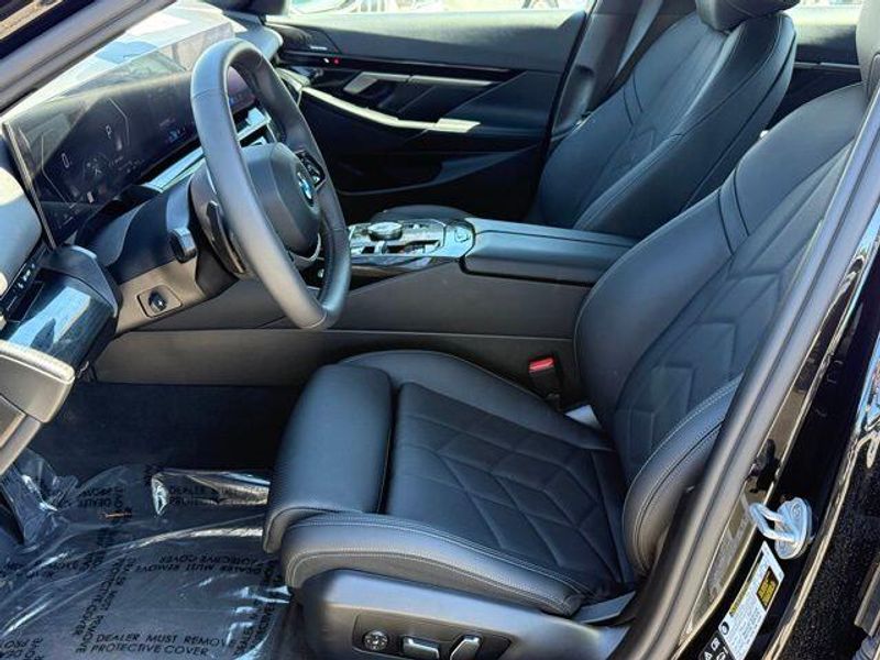 Used 2025 BMW 5 Series 530i xDriveImage 13