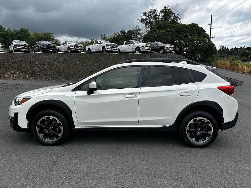 2023 Subaru Crosstrek Premium photo 2
