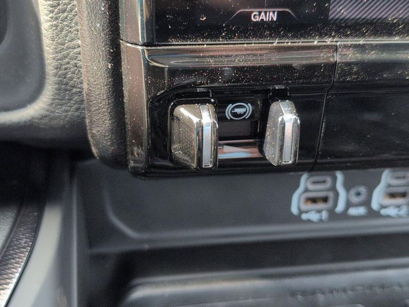 2025 RAM 1500 Rebel Crew Cab 4x4 5