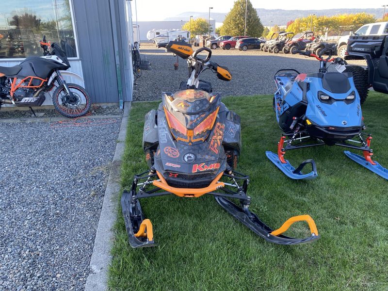 Used 2020 SKIDOO SUMMIT 850 165 Turbo Image 7