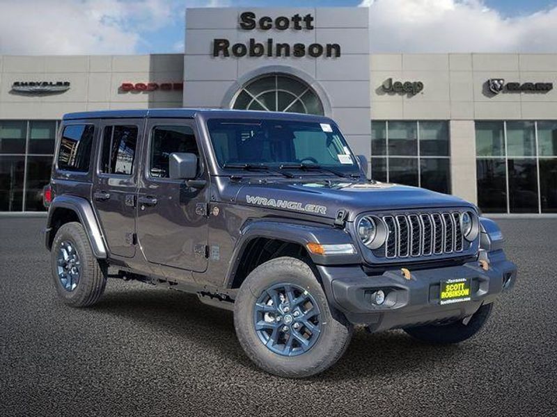 New 2026 Jeep Wrangler 4-door 85th Anniversary Edition