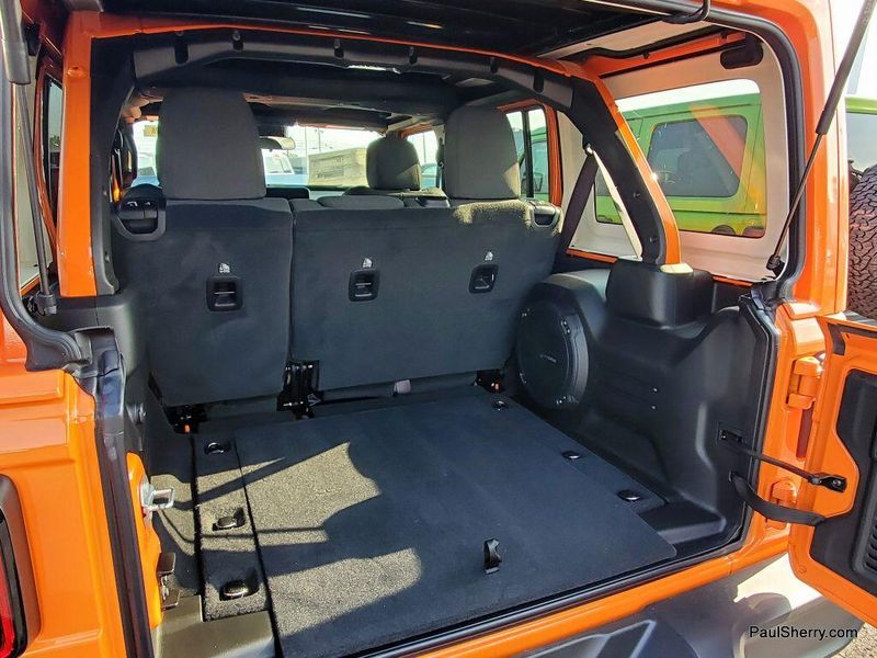 2025 Jeep Wrangler 4-door WillysImage 16