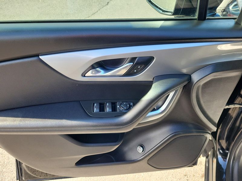 Used 2020 Chevrolet Blazer LTImage 3