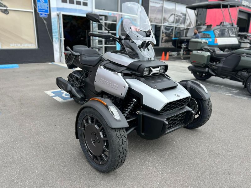 New 2026 Can-Am CANYON STANDARD Image 22