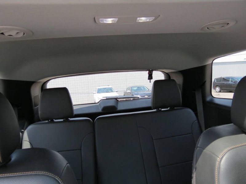 2021 Chevrolet Traverse Premier 4x4 4dr SUVImage 33