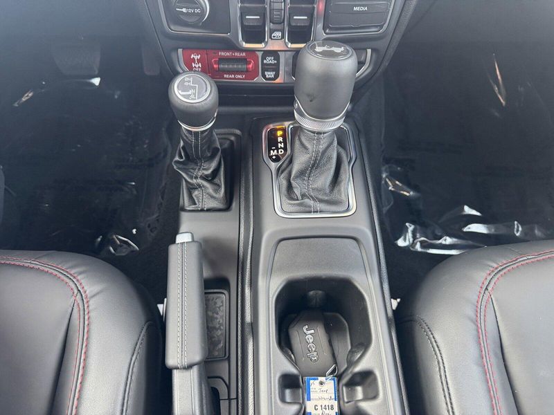 2025 Jeep Wrangler RubiconImage 23
