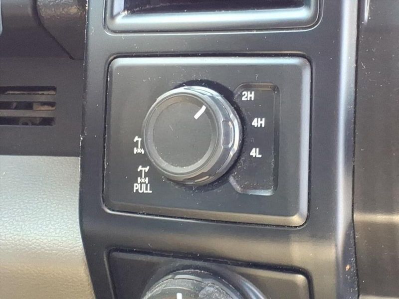 2016 Ford F-150 XL photo 11