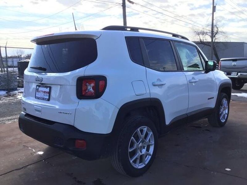 2022 Jeep Renegade SportImage 5