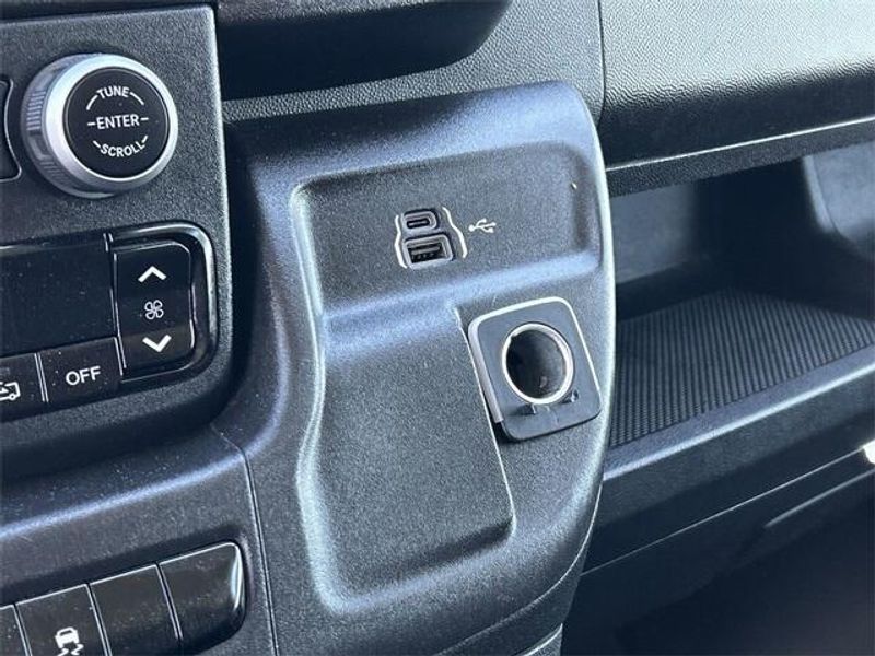 2023 RAM ProMaster 2500 High RoofImage 26
