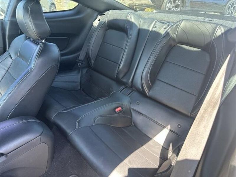 Used 2022 Ford Mustang GT PremiumImage 11