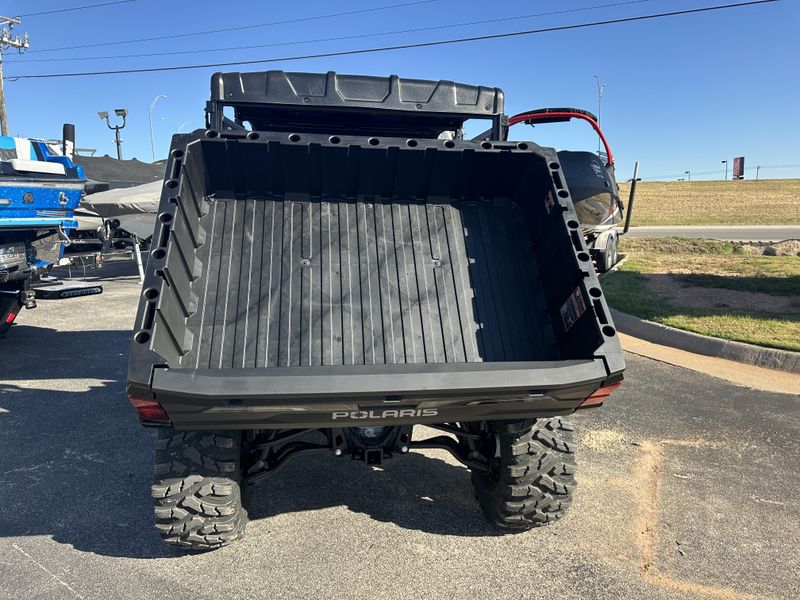 2025 Polaris RANGER CREW XP 1000 TEXAS EDITION  BLACK CRYSTALImage 6