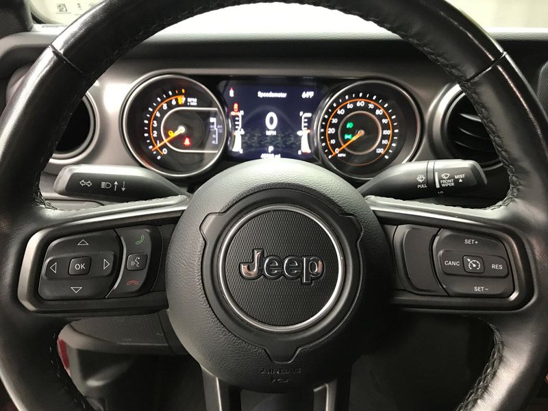 2022 Jeep Gladiator Willys photo 8