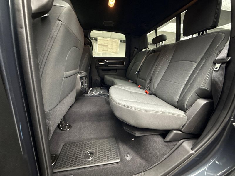 2025 RAM 2500 Big Horn Crew Cab 4x4 6