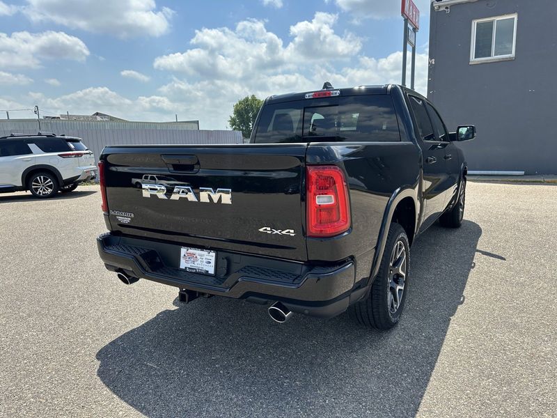 2025 RAM 1500 Laramie Crew Cab 4x4 5