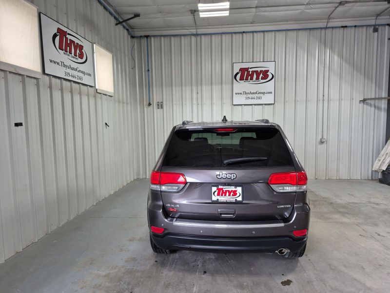 Used 2015 Jeep Grand Cherokee LimitedImage 14