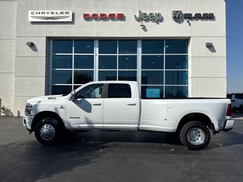 2026 Ram 3500 Laramie photo 4