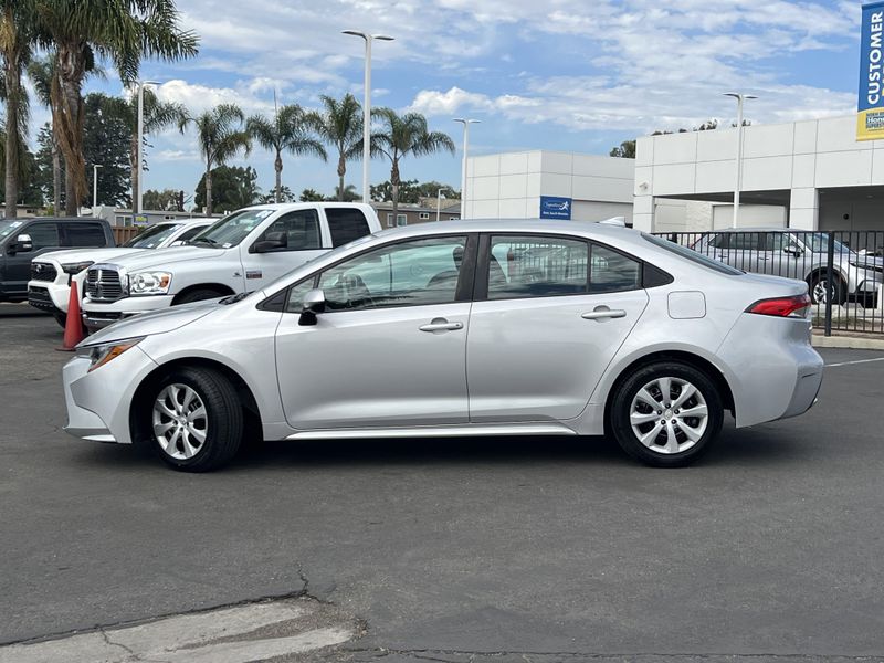Used 2022 Toyota Corolla LEImage 2
