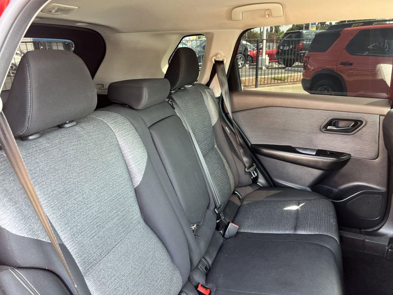 Used 2021 Nissan Rogue SImage 25