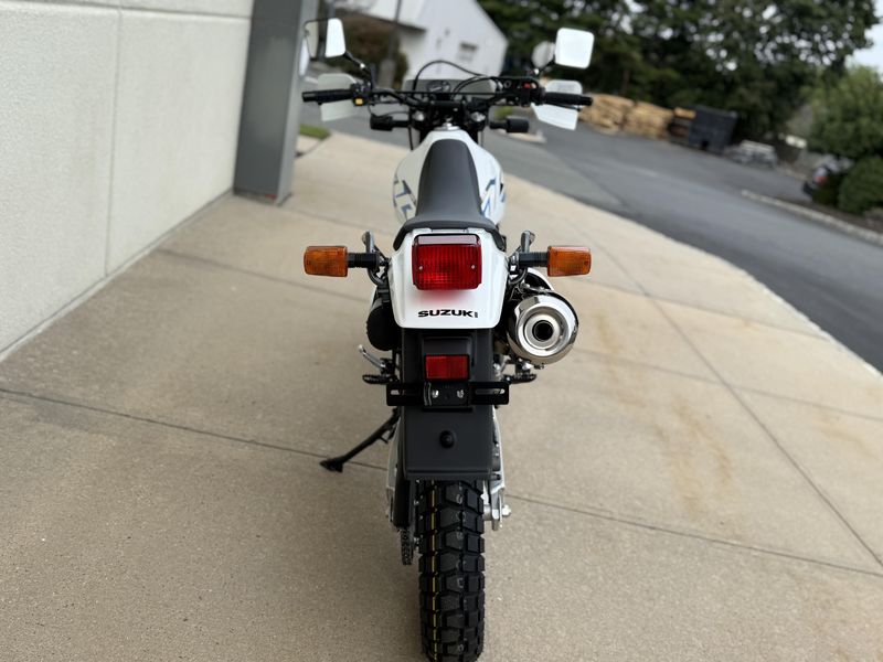 2026 Suzuki DR 650SImage 5