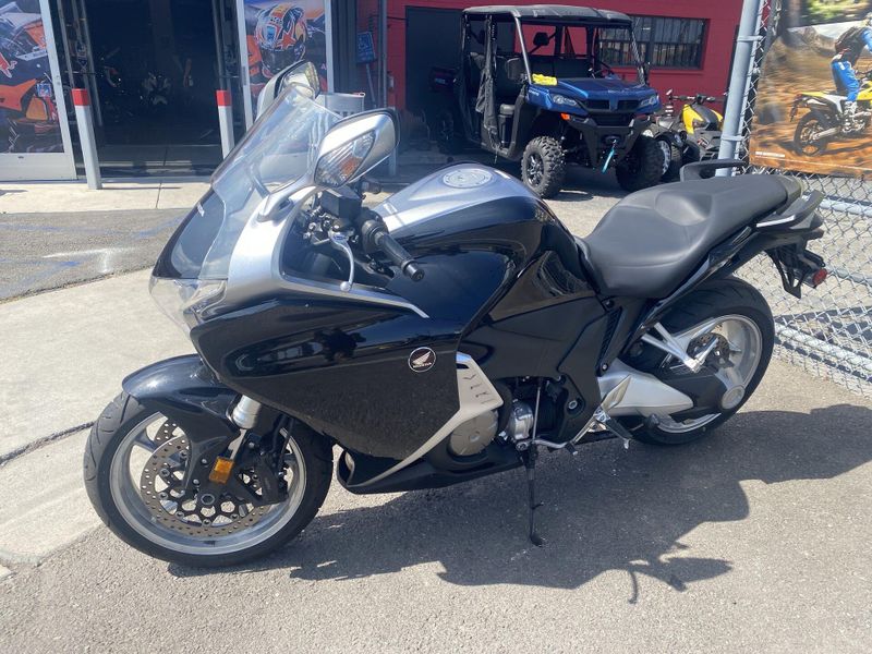 Used 2013 Honda VFR1200F Image 10