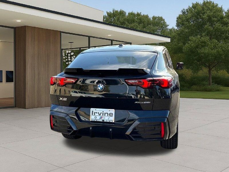 New 2026 BMW X2 xDrive28iImage 9