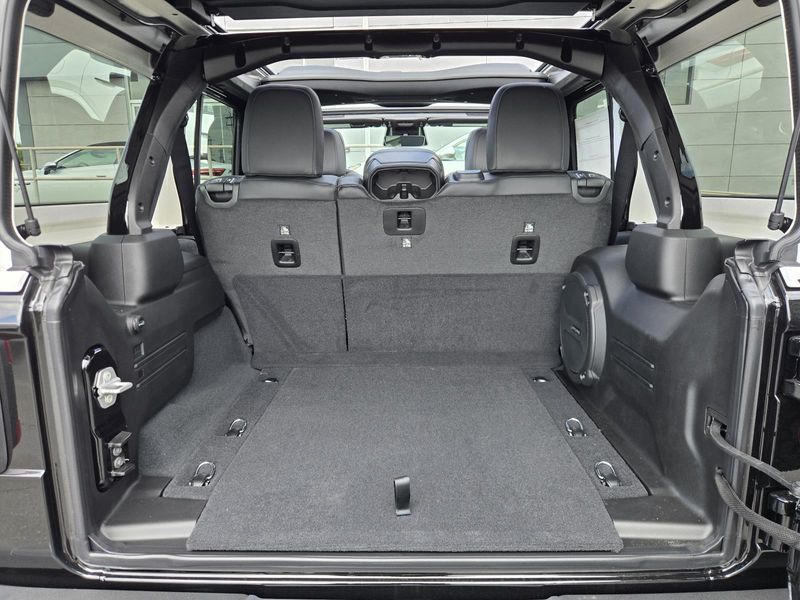 New 2026 Jeep Wrangler 4-door Rubicon X