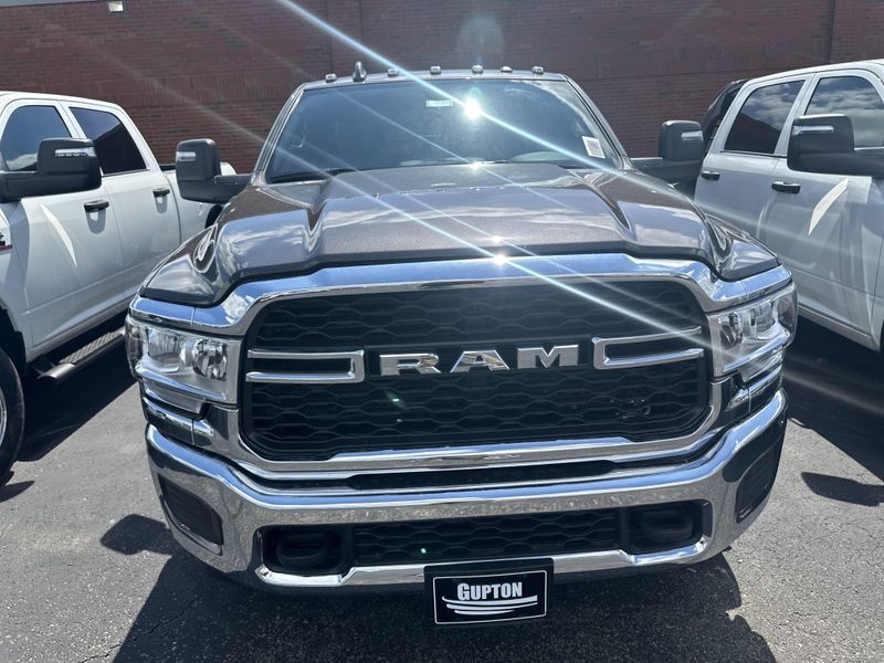 2024 RAM 3500 Tradesman Crew Cab Chassis 4x4 60