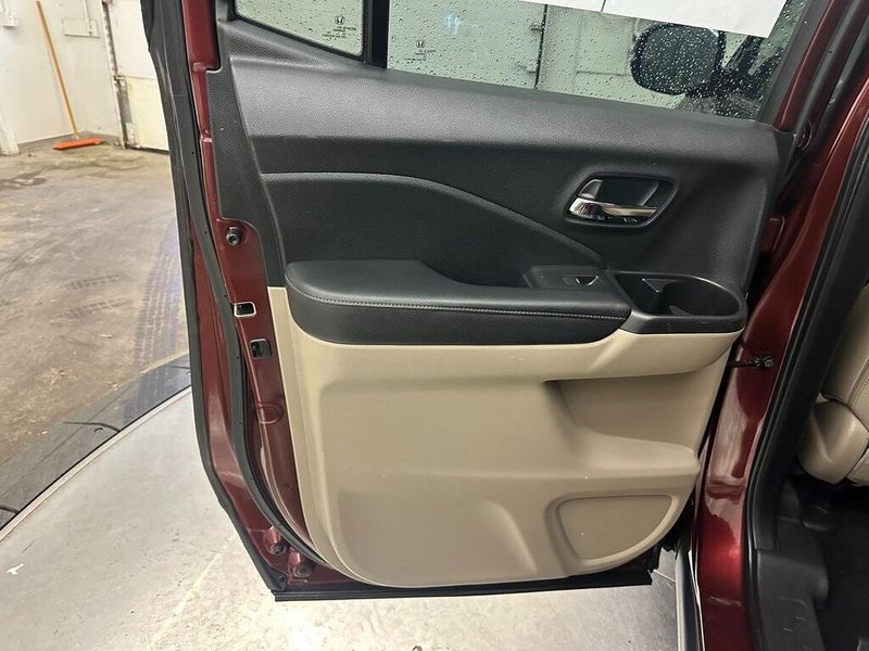 2018 Honda Ridgeline RTL-EImage 26