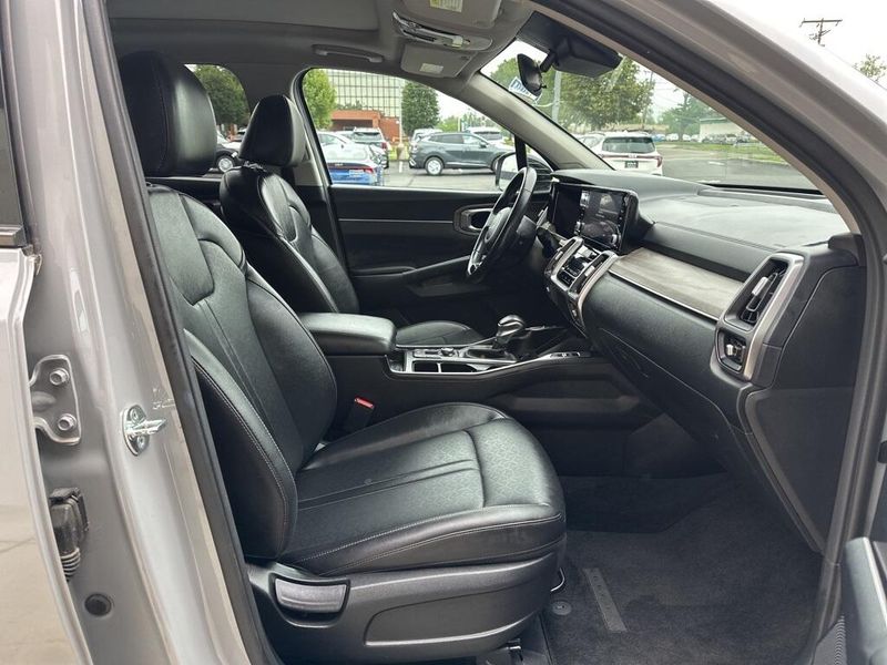 2022 Kia Sorento X-Line EXImage 16