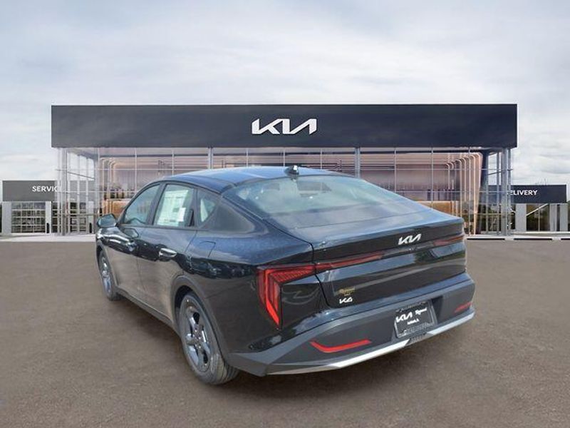 New 2026 Kia K4 LXSImage 6
