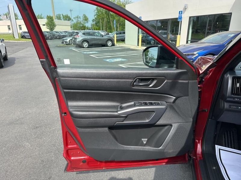 2023 Nissan Pathfinder Rock CreekImage 25